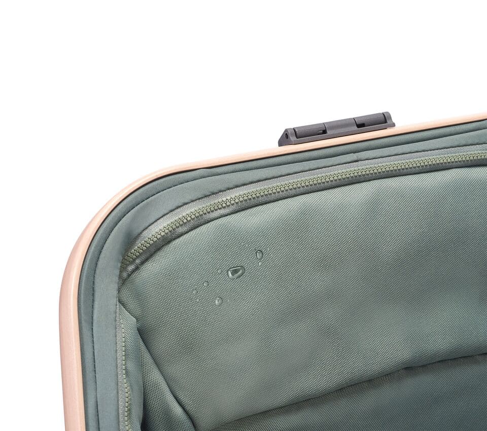 Легко очищается